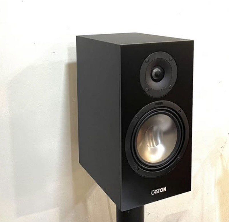 CANTON GLE 30 2-Way Bookshelf Speaker(display unit)